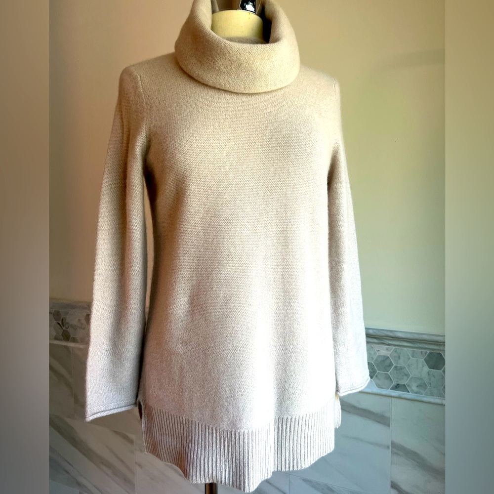 New Cashmere Cowl Neck Beige Sweater Sz S